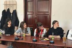 b3